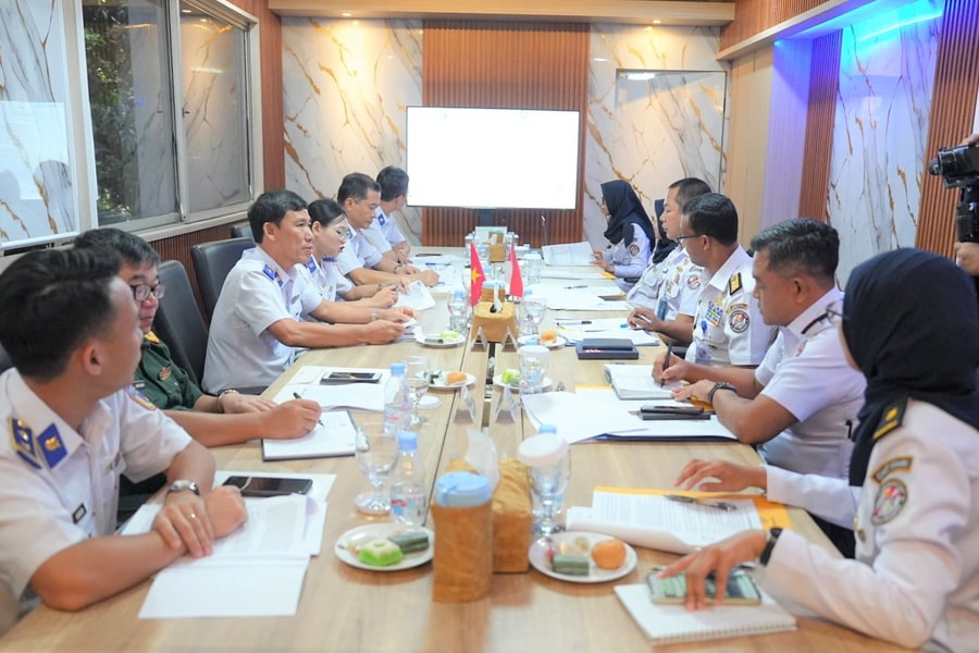 Hội nghị song phương giữa Cảnh sát biển Việt Nam và Cảnh sát biển Indonesia