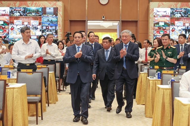 Thủ tướng Phạm Minh Chính chủ trì Hội nghị tổng kết phong trào thi đua "Cả nước chung tay xóa nhà tạm, nhà dột nát"