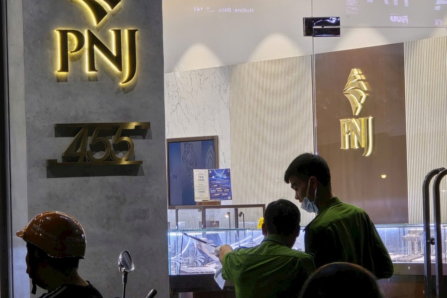 Công an Đà Nẵng khẩn trương điều tra vụ cướp tiệm vàng PNJ trên đường Núi Thành