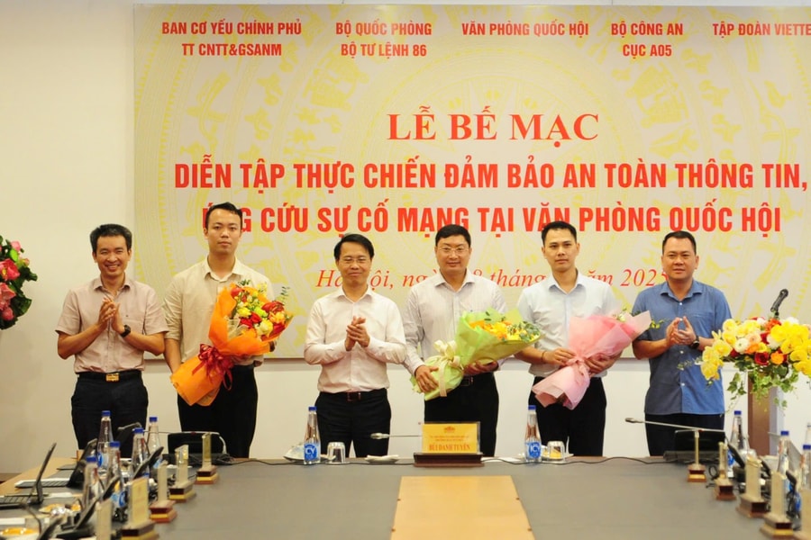 Bế mạc diễn tập thực chiến an toàn thông tin, ứng cứu sự cố mạng tại Văn phòng Quốc hội