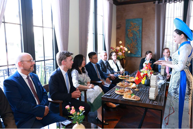 Trà Việt - biểu tượng của khát vọng hòa bình, hợp tác và thịnh vượng