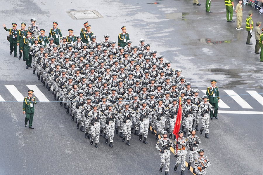 Người dân phấn khởi, tự hào khi xem Tổng duyệt diễu binh, diễu hành A80