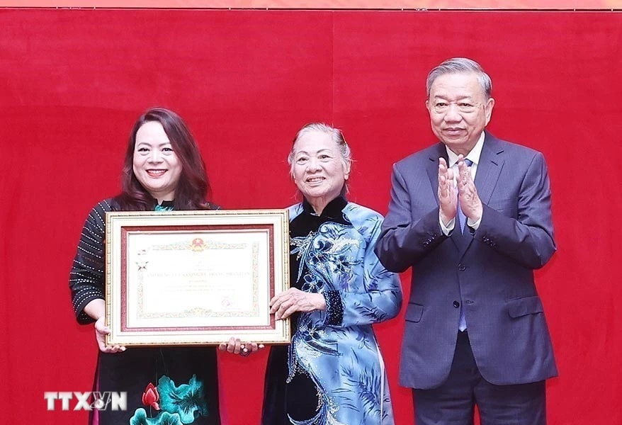 Tổng Bí thư dự Lễ truy tặng Danh hiệu Anh hùng Lực lượng vũ trang nhân dân cho Thượng tướng Bùi Thiện Ngộ