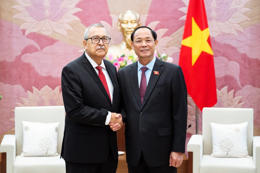 Phó Chủ tịch Quốc hội, Thượng tướng Trần Quang Phương tiếp Đoàn đại biểu Đảng lao động Mexico