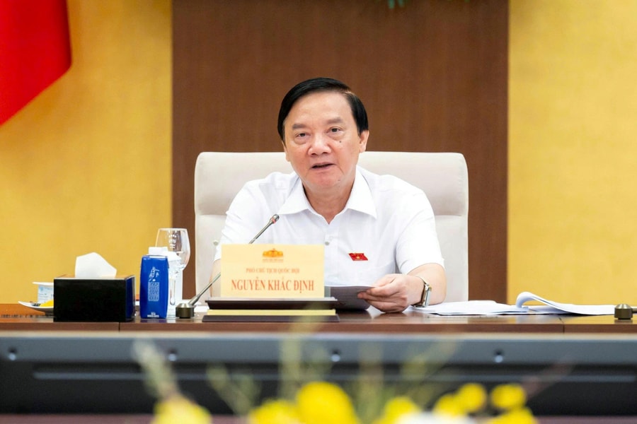 Phó Chủ tịch Quốc hội Nguyễn Khắc Định chủ trì họp giao ban với Thường trực các cơ quan của Quốc hội