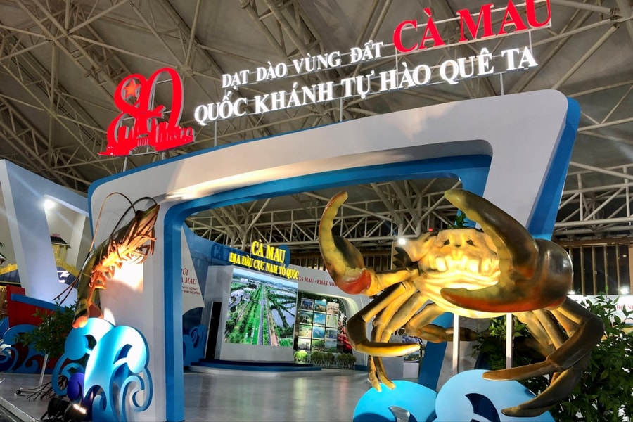 Cà Mau kéo dài triển lãm thành tựu tại Hà Nội đến 15/9