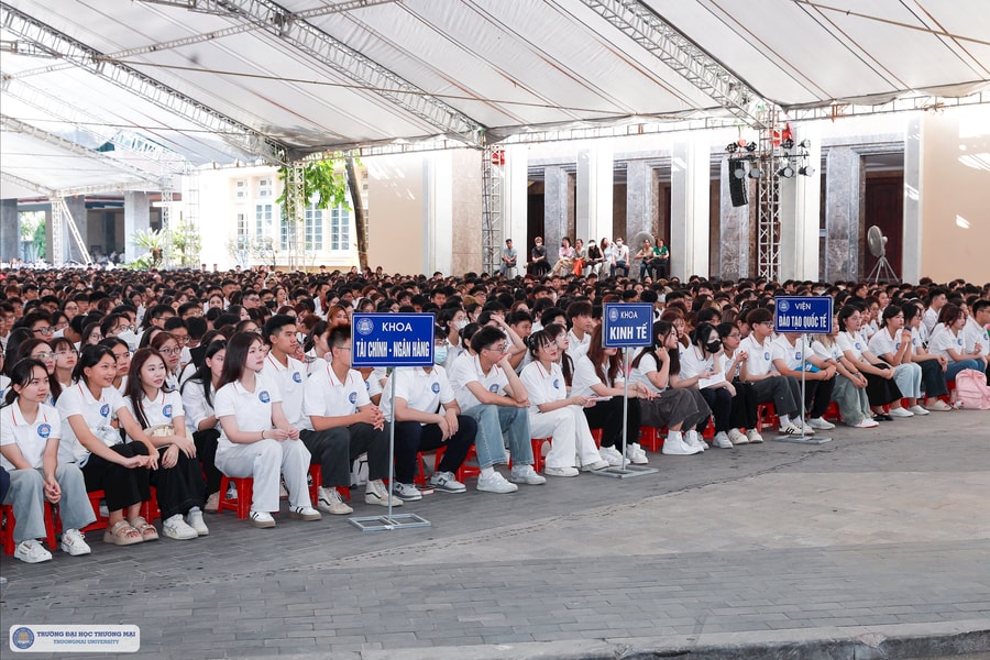 Trường Đại học Thương mại dự kiến mở ngành Khoa học máy tính, Ứng dụng trí tuệ nhân tạo trong kinh doanh