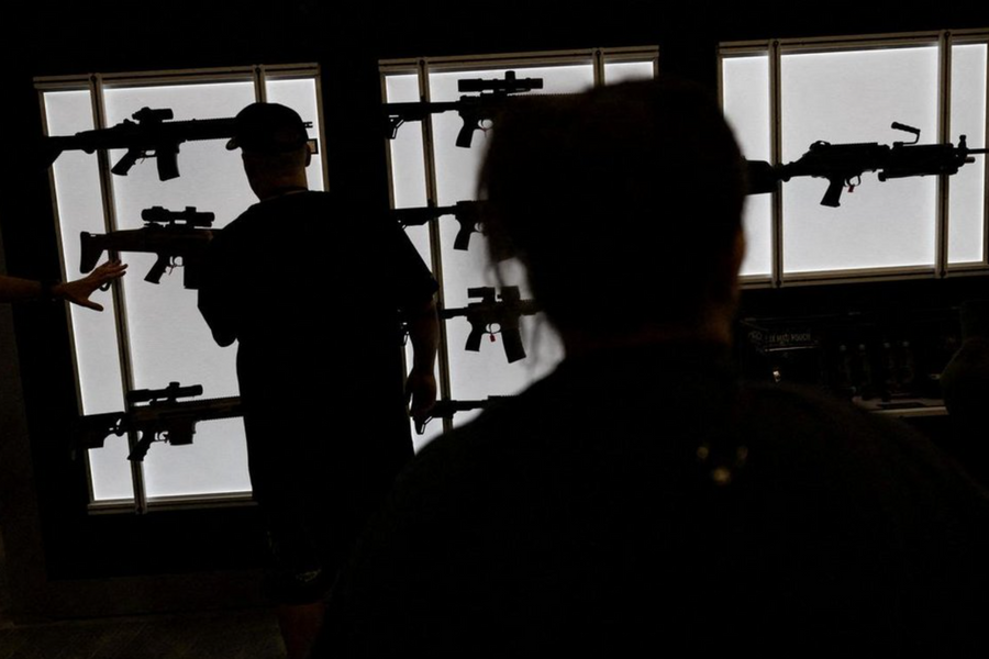 Mỹ: Trẻ em một số bang bắt buộc học an toàn súng trong năm học mới