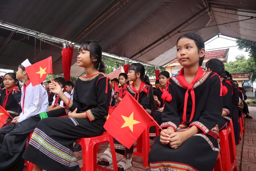 Trường PTDTNT THCS Buôn Ma Thuột hân hoan bước vào năm học mới