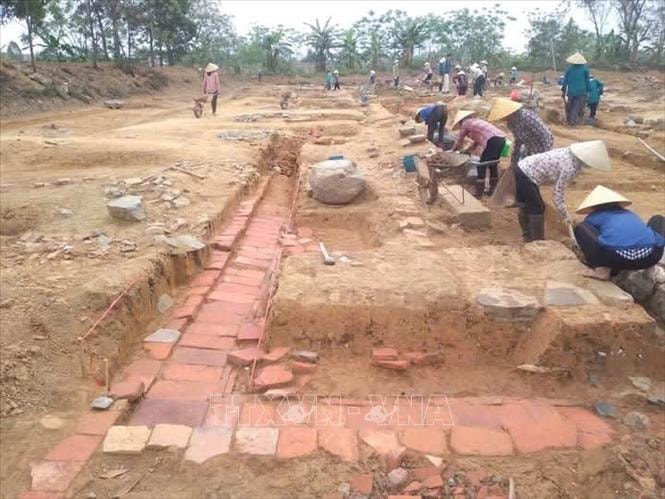 Hơn 350 tỷ đồng tu bổ Di sản thế giới Thành Nhà Hồ