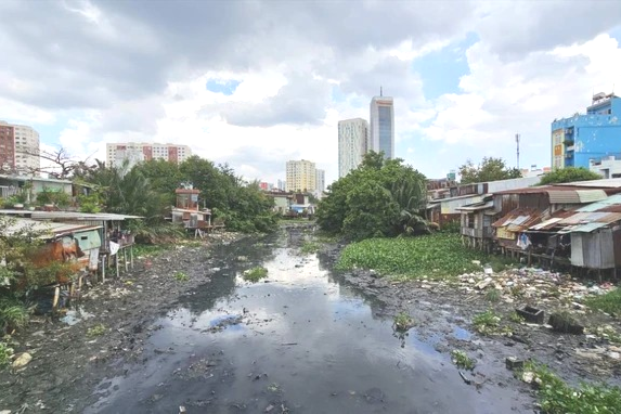 TP. Hồ Chí Minh: Vướng mắc trong giải phóng mặt bằng Dự án cải tạo rạch Xuyên Tâm