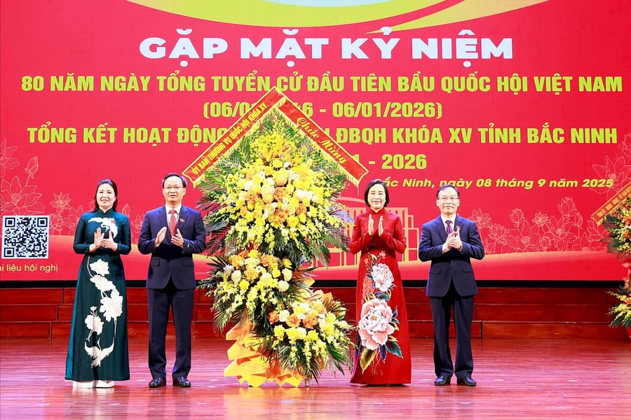 Phó Chủ tịch Quốc hội Nguyễn Thị Thanh dự gặp mặt các thế hệ đại biểu Quốc hội tỉnh Bắc Ninh