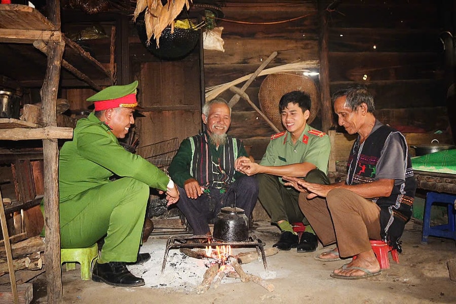 Lan tỏa pháp luật trên mạng xã hội, giữ vững an ninh trật tự