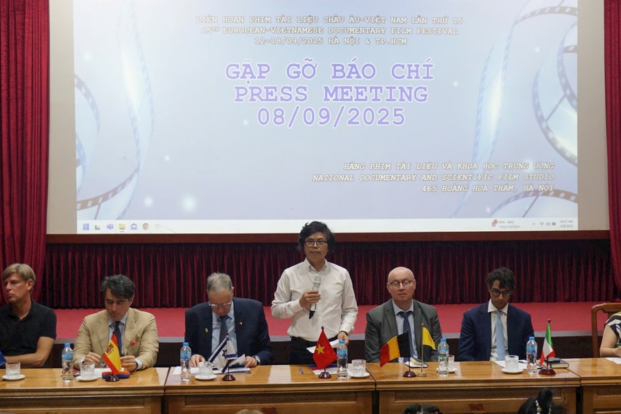 Làn gió mới từ những nhà làm phim tài liệu trẻ Việt Nam