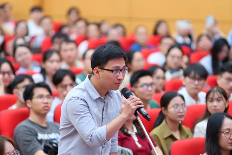 Chiêm ngưỡng chân dung top các bác sĩ nội trú "tinh hoa" đang gây sốt mạng xã hội