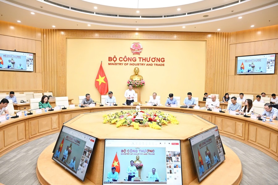 Thúc đẩy sản xuất, xuất khẩu  và ổn định thị trường gạo