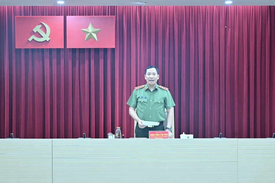 Đánh giá toàn diện công tác lãnh đạo, chỉ đạo đối với công tác bảo đảm an ninh, trật tự ở cơ sở