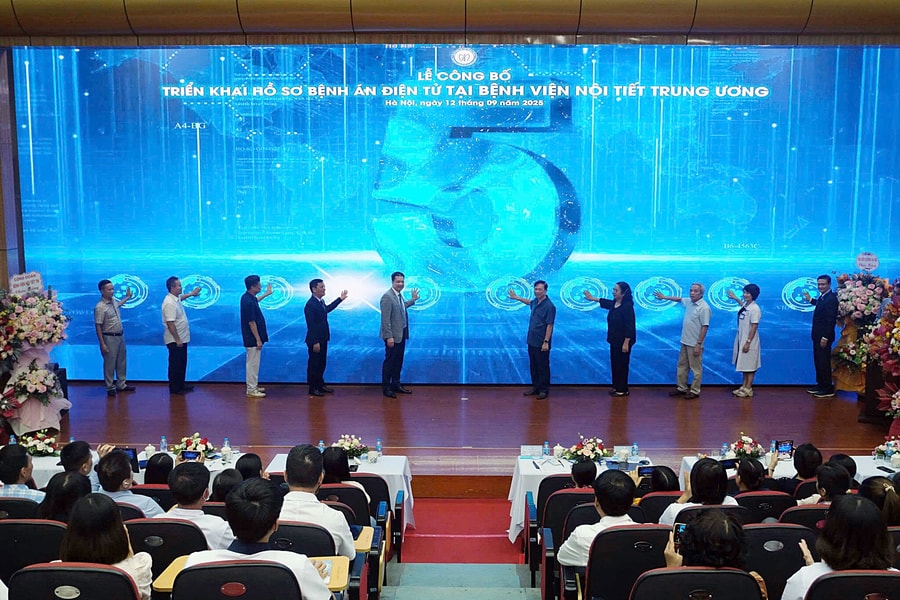 Bệnh viện Nội tiết Trung ương chính thức triển khai áp dụng hồ sơ bệnh án điện tử