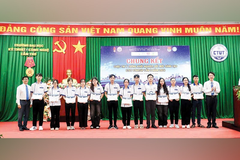 Tuổi trẻ Cần Thơ xung kích khởi nghiệp đổi mới sáng tạo