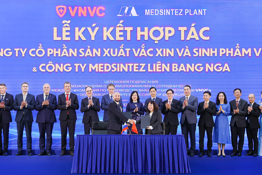 Việt Nam tiếp cận công nghệ sản xuất thuốc và vaccine hàng đầu thế giới từ Nga