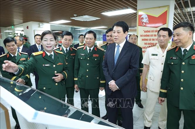 Chủ tịch nước Lương Cường: Xây dựng Học viện Quốc phòng mang tầm chiến lược tiên tiến, hiện đại