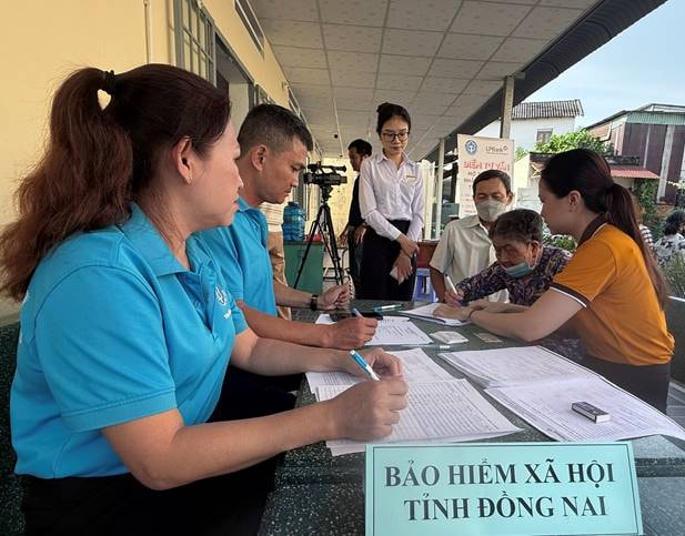 BHXH tỉnh Đồng Nai: Cập nhật CCCD và vận động người hưởng lương hưu qua tài khoản cá nhân