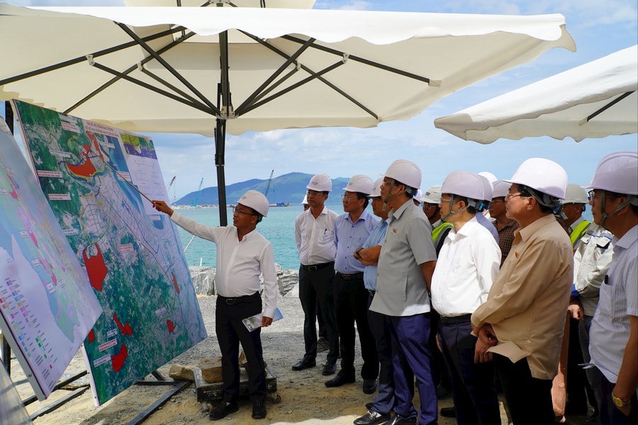 Xây dựng Đà Nẵng trở thành trung tâm thương mại tự do, tài chính quốc tế