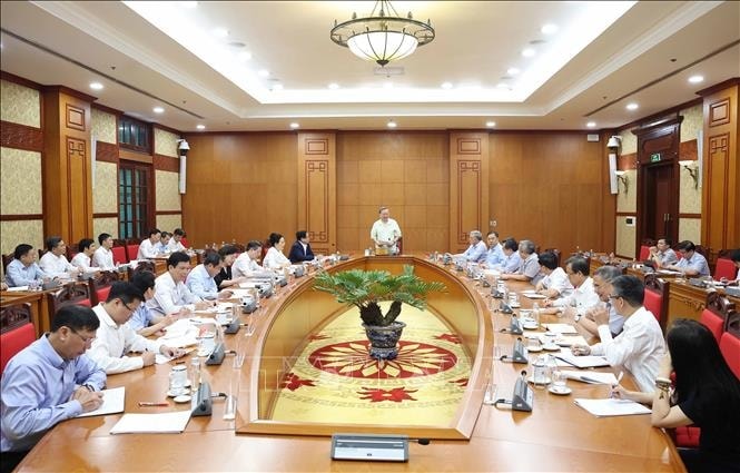 Xây dựng đô thị hiện đại, nông thôn giàu đẹp