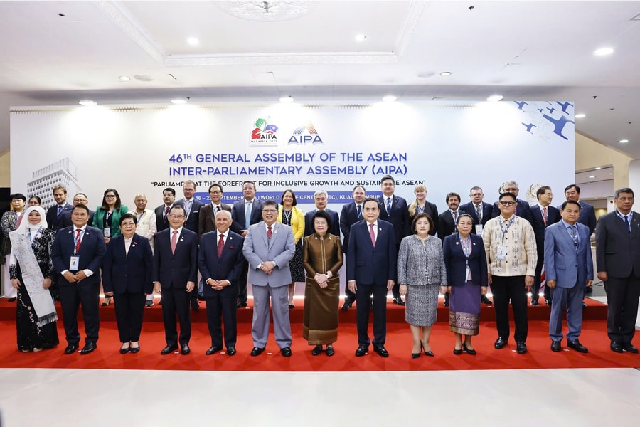 Chủ tịch Quốc hội Trần Thanh Mẫn chào xã giao Chủ tịch Hạ viện Malaysia, Chủ tịch AIPA - 46