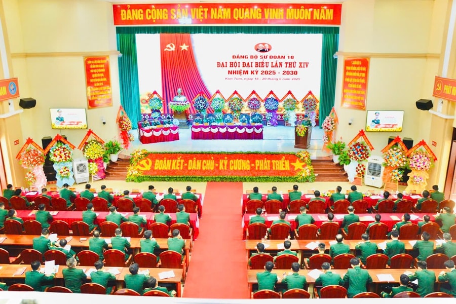 Đồng lòng, quyết tâm xây dựng Sư đoàn 10, Quân đoàn 34 anh hùng thời kỳ đổi mới