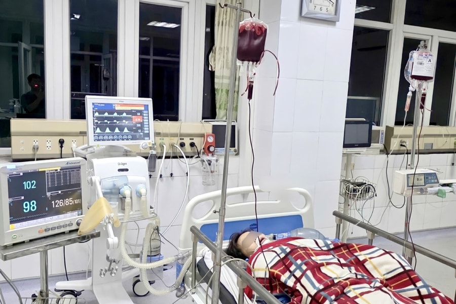 Tự ý phá thai 33 tuần, sản phụ rơi vào tình trạng nguy kịch