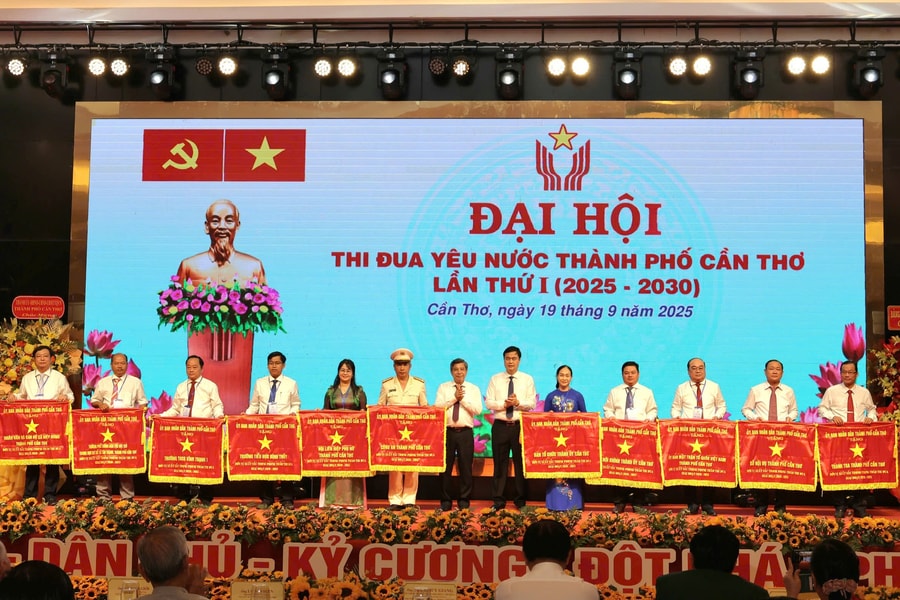 Hơn 3.100 công dân TP. Cần Thơ được Thủ tướng tặng bằng khen trong phong trào thi đua yêu nước