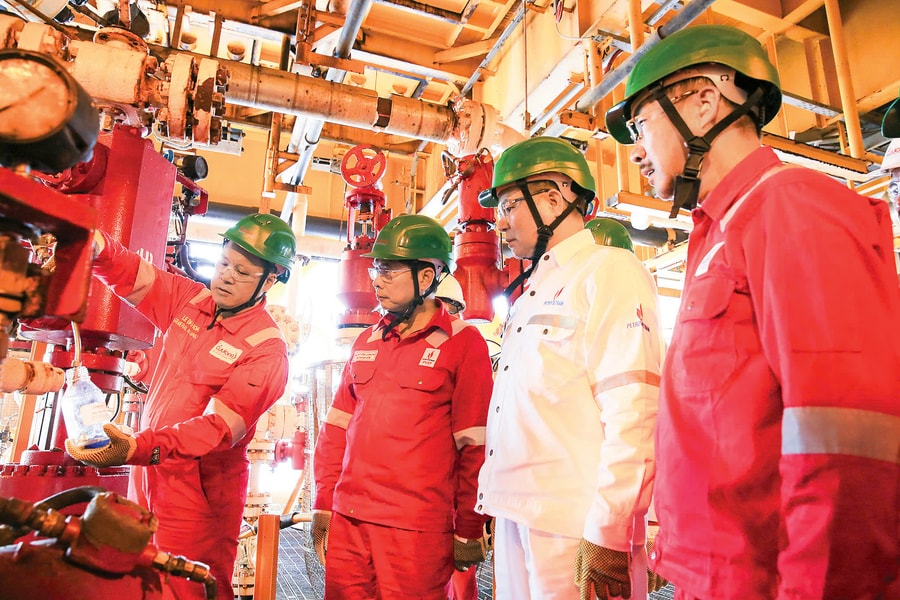 Petrovietnam 50 năm giữ lửa di sản, kiến tạo năng lượng quốc gia