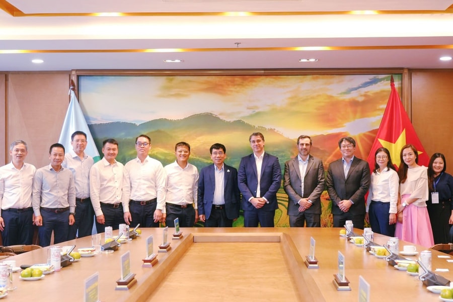 Tăng cường hợp tác trong sản xuất nhiên liệu sinh học