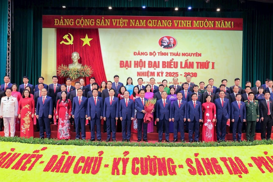 Khẳng định bản lĩnh, khát vọng phát triển bền vững