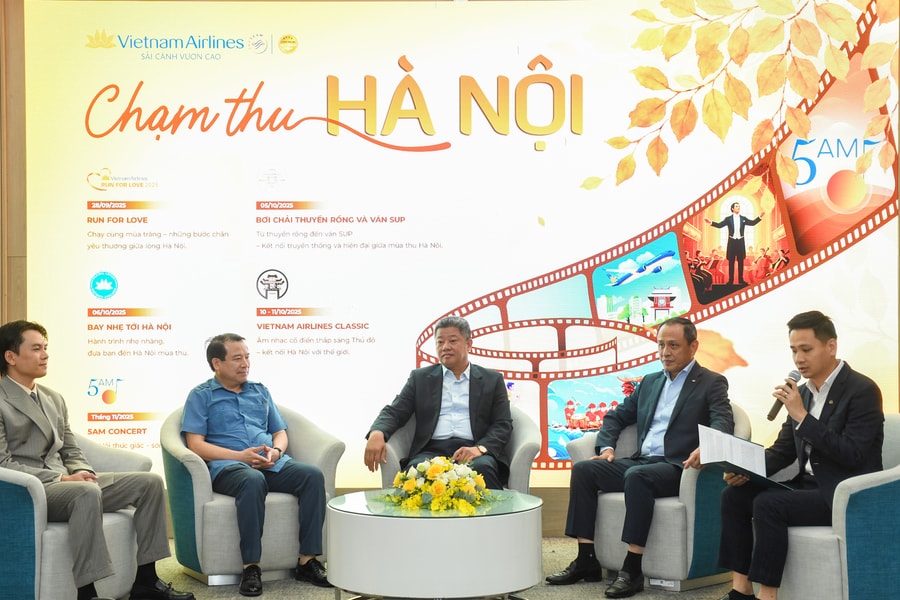 “Chạm thu Hà Nội” - Hành trình cảm xúc cùng Vietnam Airlines