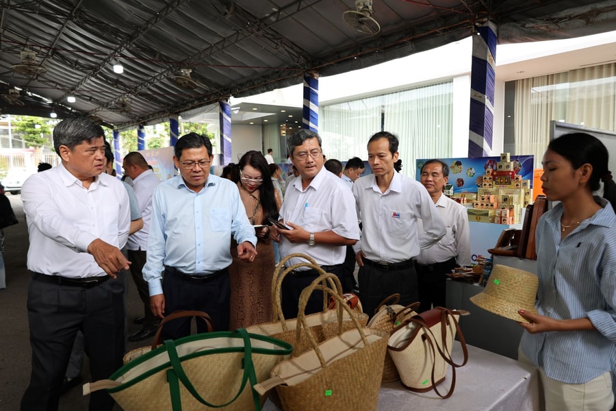 Bế mạc Diễn đàn OCOP vùng Đồng bằng sông Cửu Long năm 2025