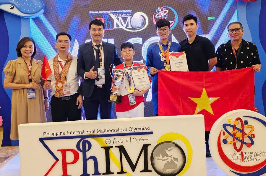 Học sinh Việt Nam đoạt giải cao tại Kỳ thi Toán học quốc tế PhIMO & Khoa học quốc tế IESO 2025