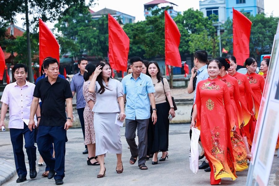 Phó Chủ nhiệm Văn phòng Quốc hội Lê Thu Hà kiểm tra, tổng duyệt Chương trình Lễ khánh thành Khu lưu niệm Trưởng Ban Thường trực Quốc hội Bùi Bằng Đoàn