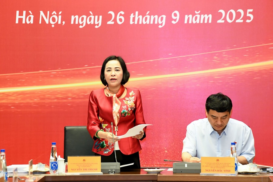 Phó Chủ tịch Quốc hội Nguyễn Thị Thanh chủ trì họp nghiệm thu sách “Lịch sử Quốc hội Việt Nam