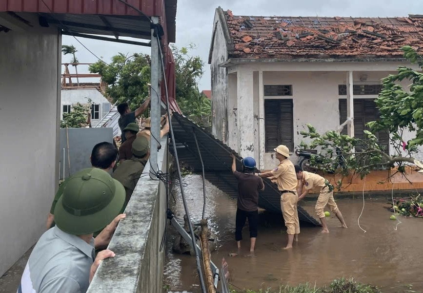 Ninh Bình: Lốc xoáy nghiêm trọng khiến 9 người chết, 24 người bị thương
