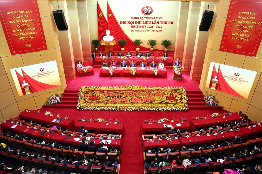 Đồng lòng đưa Hà Tĩnh phát triển toàn diện, bền vững