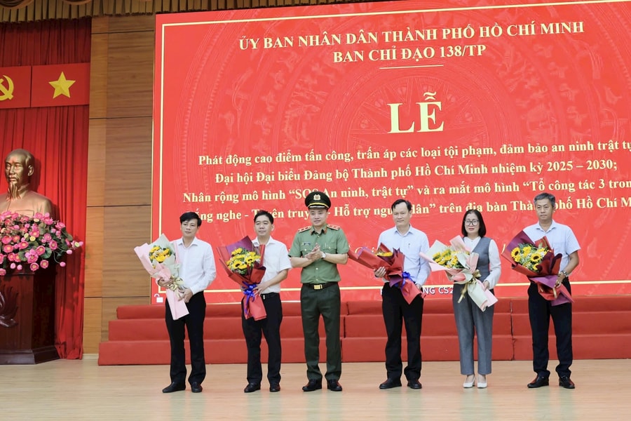 Công an TP. Hồ Chí Minh: N hân rộng mô hình “SOS An ninh, trật tự”