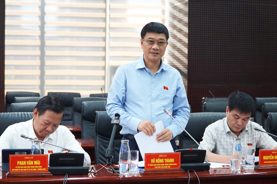 Phó Chủ tịch Quốc hội Vũ Hồng Thanh làm việc với UBND TP. Đà Nẵng