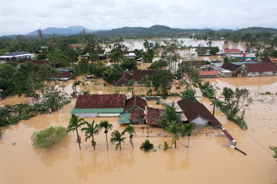 Bão số 10 BUALOI khiến 194 người thương vong, gây thiệt hại hàng chục nghìn tỷ đồng