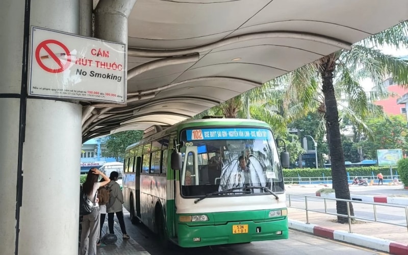 Đẩy mạnh việc thực hiện phương tiện giao thông công cộng không khói thuốc
