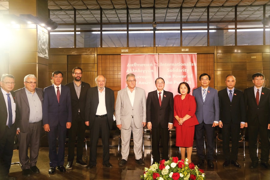 Phó Chủ tịch Quốc hội Nguyễn Đức Hải gặp Tổng Bí thư Đảng Cộng sản Hy Lạp