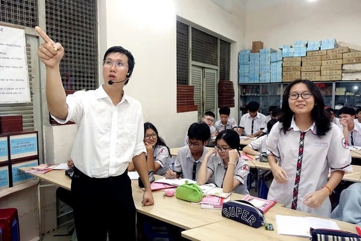 Lương nhà giáo: Thêm “hệ số lương đặc thù”