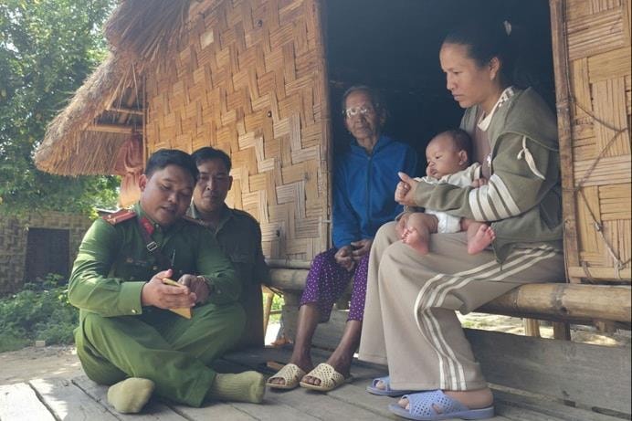 Lâm Đồng: Đột phá từ mô hình “Tôi làm Công an xã” và phong trào “Bình dân học vụ số” tại xã La Dạ