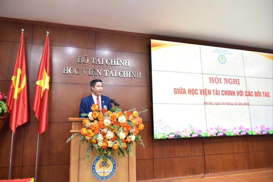 Học viện Tài chính tăng cường hợp tác với doanh nghiệp: Nhiều cơ hội phát triển nghề nghiệp cho sinh viên
